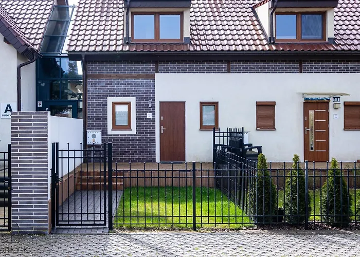 Flatbook Apartamenty - Mikoszewo Dom Amber Cottage